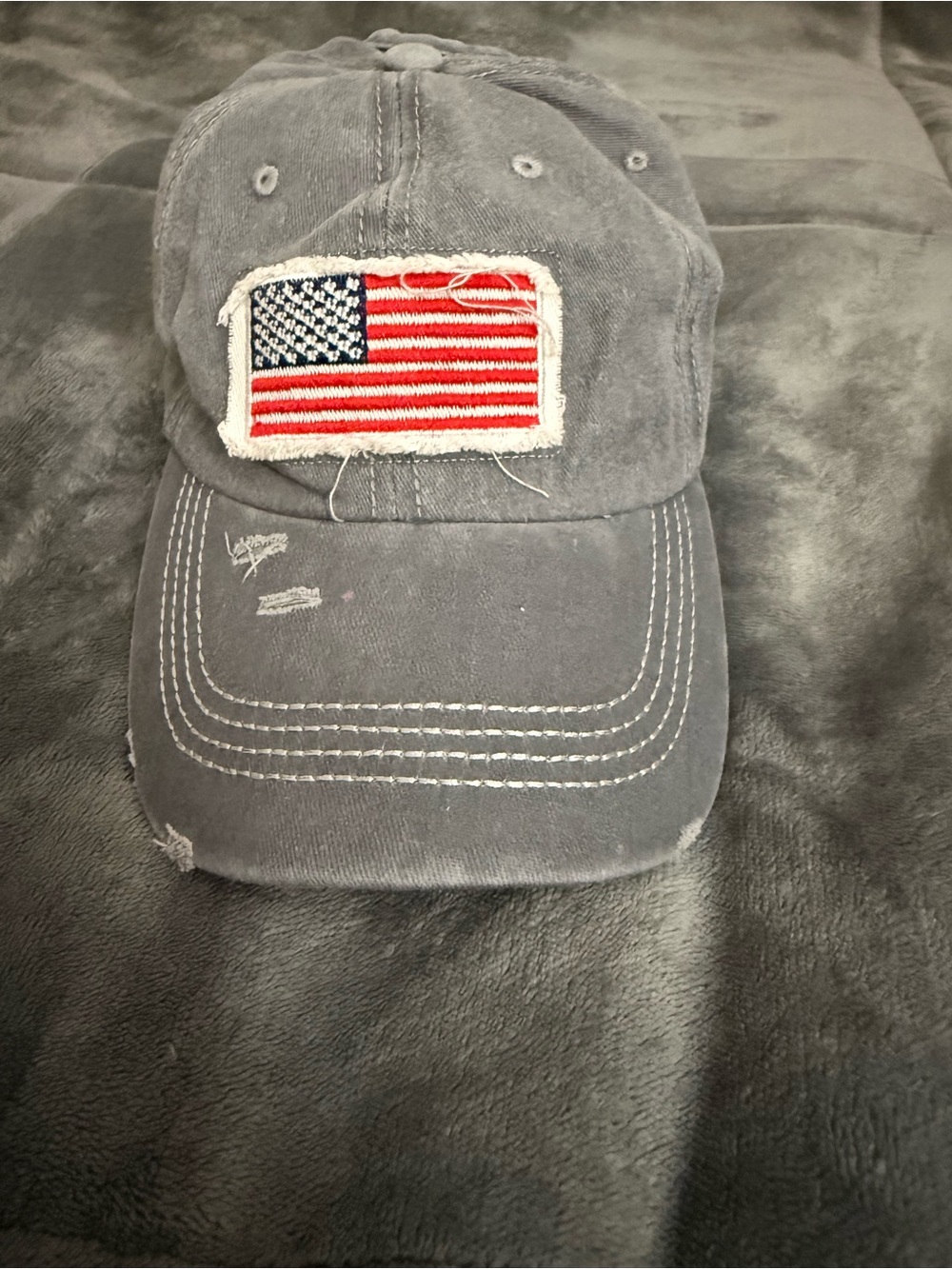 Distressed Baseball Cap with American Flag Patch - Gray